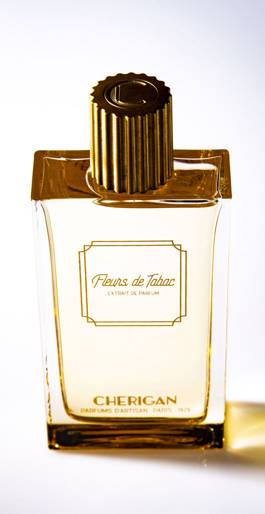 Fleurs de Tabac 100ml bottle top visual with the golden cap